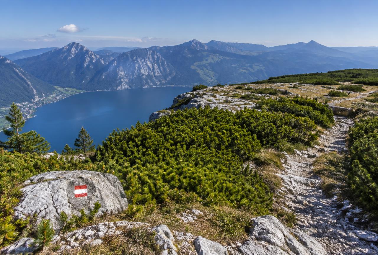Höllengebirge ao Feuerkogel